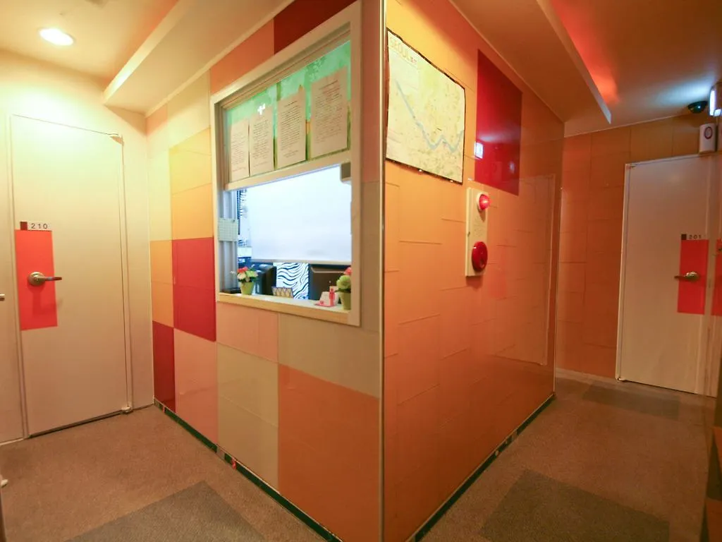 Guesthouse Myeongdong Seoul 2*,